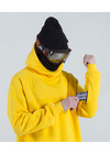 Oversized ski hoodie (sweat jacket, Sweatshirt) for snowboarding or skiing. Long tall. The model is YELLOW
